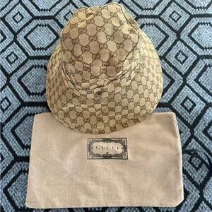Gucci Women’s GG canvas wide brim hat